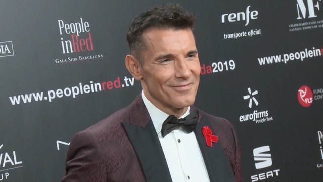 Jesús Vázquez visita el Museo Naval para comenzar el puente de diciembre