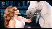 Shania Twain dances and sings with her lovely Horse!