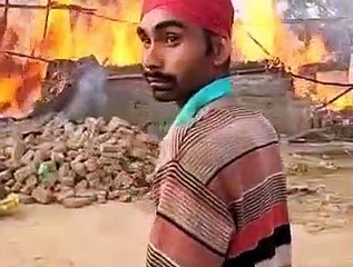 हाईटेशन लाइन का तार गिरने से घर में लगी आग, करीब एक लाख का हुआ नुकसान