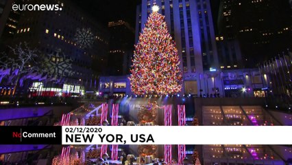 شاهد: أشجار الميلاد من نيويورك إلى بيروت تزين الساحات رغم كورونا
