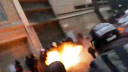 Fransa karıştı: Halk sokaklarda, 22 gözaltı var