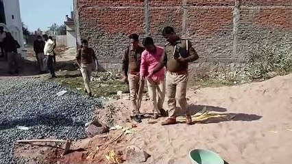 दिन दहाड़े युवक को गोली मारकर हमलावर हुए फरार