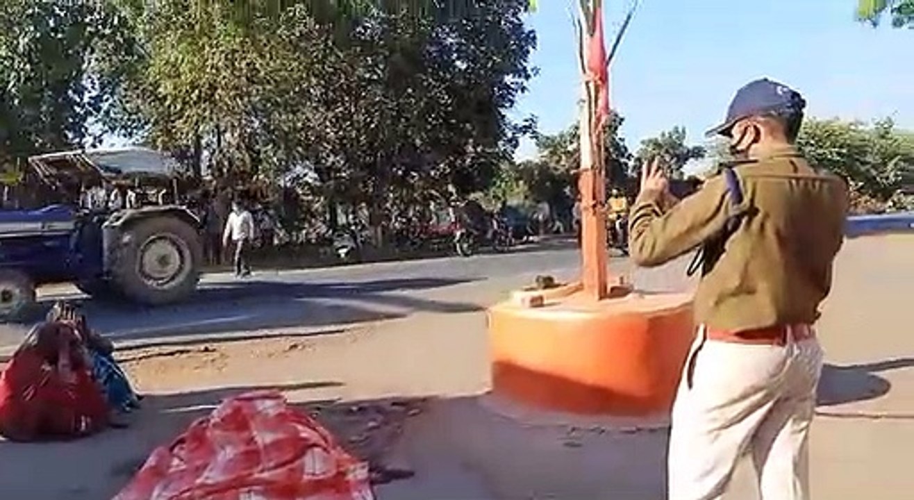 बैजनाथ गेट के सामने बाइक और ट्रक की भिड़ंत में बाइक सवार एक व्यक्ति की मौत