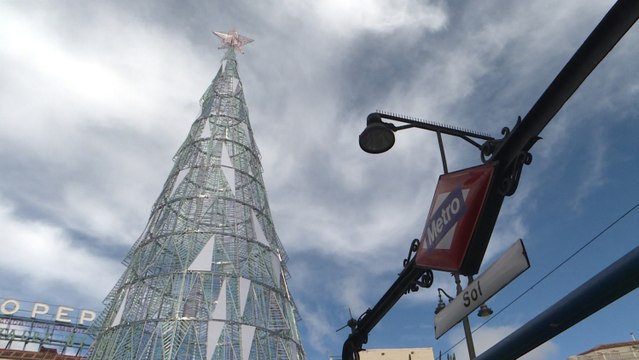 Vecinos de Madrid acuden al centro de la capital en el 'puente de diciembre'
