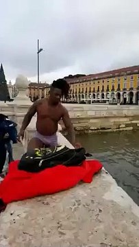 Il saute à l'eau et sauve un papy de la noyade... Héros du jour