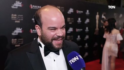 بعد فوزه  بجائزة  أفضل ممثل كوميدي في مهرجان نجم العرب شاهد ماذا فعل الفنان  محمد عبدالرحمن امام كاميرة "تن"