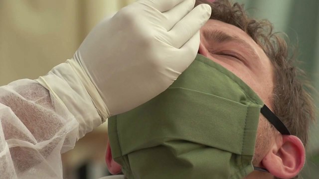 런던 코로나19 급속 확산, 대응 단계 격상...'변종 바이러스 영향' 의심 / YTN