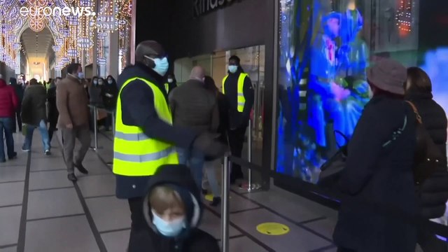 Koronavírus Európában: több ország is teljes lezárásban várja a karácsonyt