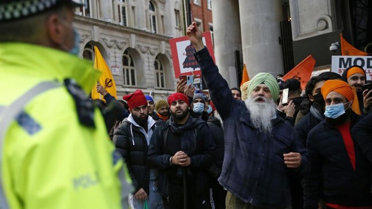 Farmers' protest: Khalistani flags, militant Pamma seen at anti-farm bill stir in London