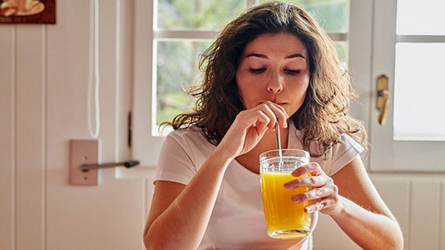 सर्दियों में पीएं संतरे का जूस,सेहत के साथ स्किन को भी मिलेंगे फायदे। Orange Juice in Winter।Boldsky