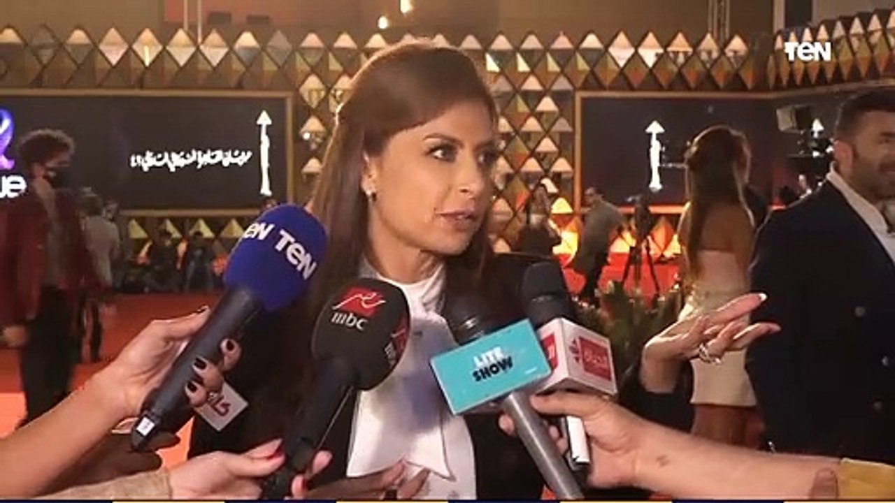 منال سلامة: نجاح مهرجان القاهرة السينمائي في مشاهدة أفلامه وليس في "الريد كاربت"