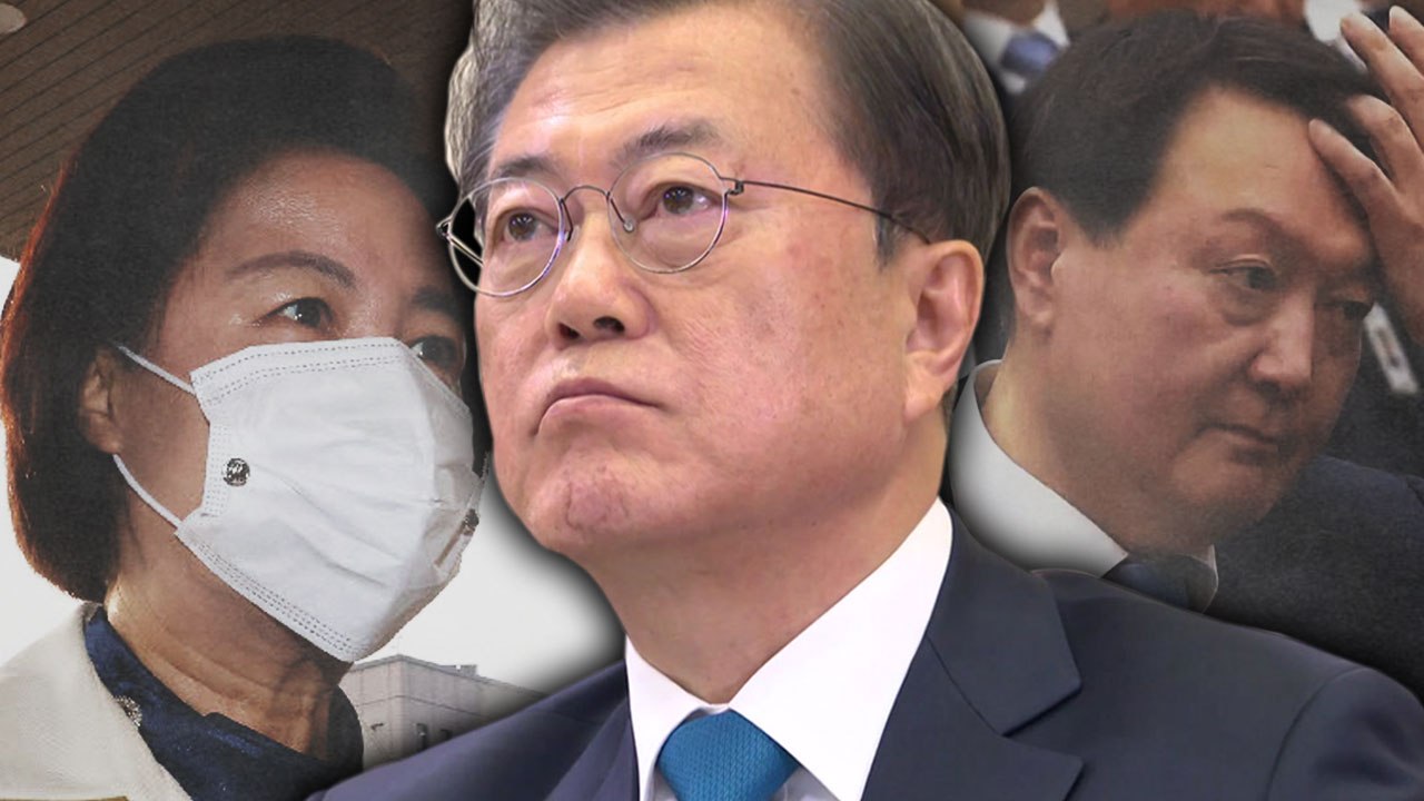 [더뉴스] 文 지지율 주간집계 '최저치'..."秋 사퇴 44%" vs "尹 사퇴 30...