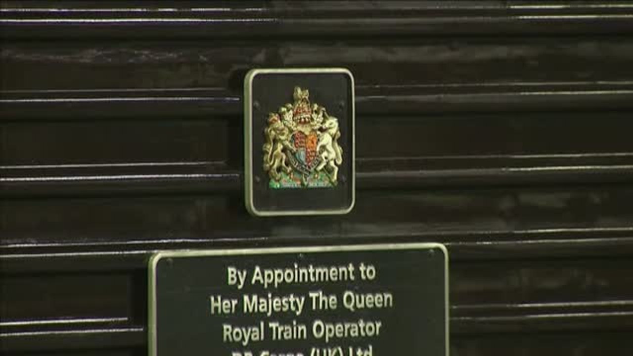 El príncipe Guillermo y Kate Middleton se suben al Royal Train para rendir homenaje a los 'héroes' de la pandemia