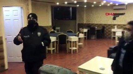 Kumar oynayan 11 kişiye 3 bin 150'şer lira ceza; polisi görünce "Cenazemiz vardı" dedi