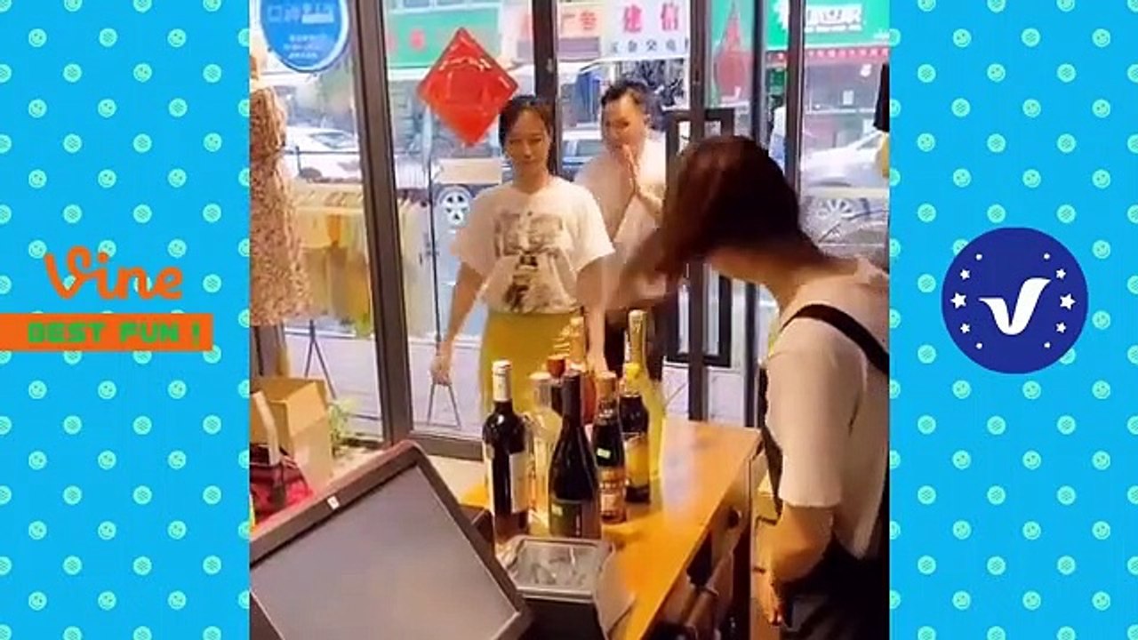 Best_FUNNY_Videos_2020_●_TOP_People_doing_Stupid_&_Funny_things(360p)