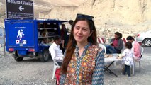 Mobile library reaches Pakistan's children in remote villages