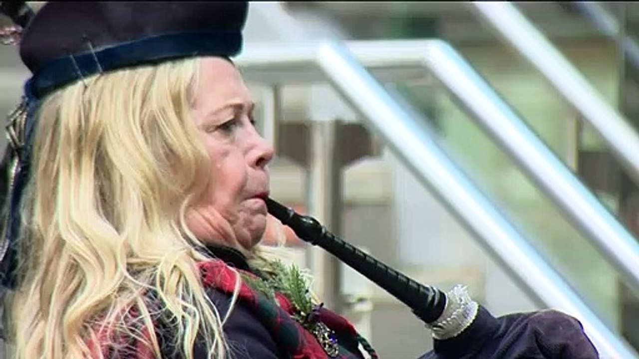 Duke and Duchess of Cambridge arrive in Edinburgh