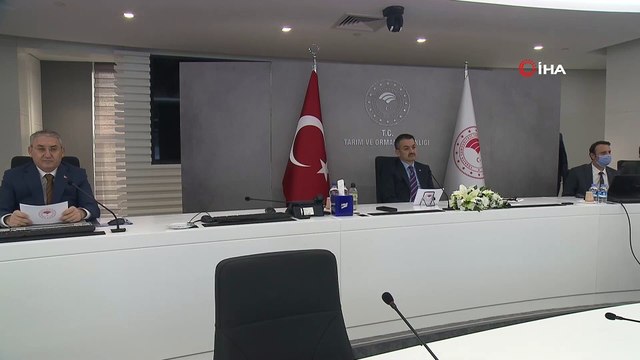 Bakan Pakdemirli çevrim içi düzenlenen Ulusal Kırsal Kalkınma Ağı Kongresi’ne katıldı