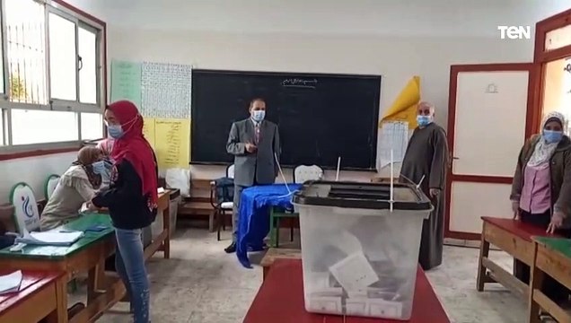 إقبال كبير من المواطنين على اللجان الانتخابية بجولة الإعادة بمحافظة كفر الشيخ