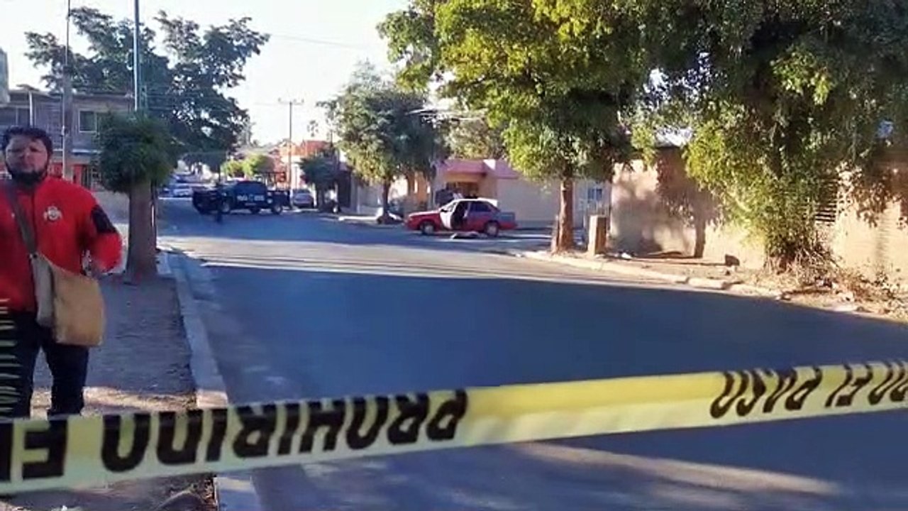 Con "R-15" ejecutan a carrocero en la Lázaro Cárdenas