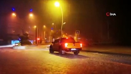 - Marmaris'te sağanak yağış etkili oldu