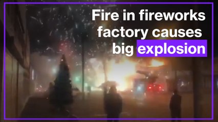 Fire in fireworks factory in Russia causes big blaze