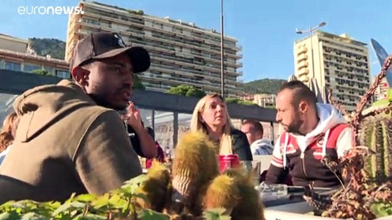 Σπεύδουν στο Μονακό για καφέ και φαγητό οι Γάλλοι