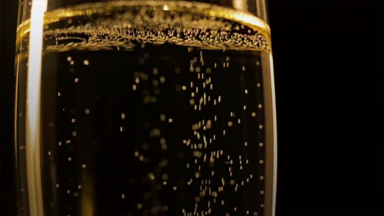 Aldi's Sparkling Wine Countdown to the New Year Calendar Is Back for