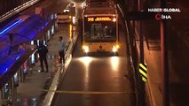 Metrobüs durağında şüpheli bavul alarmı