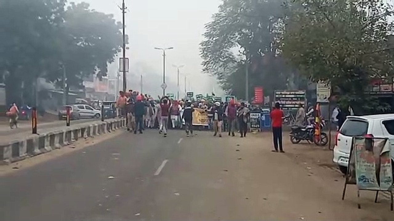 भारत बंद के समर्थन में हजारो किसानों ने निकली रैली