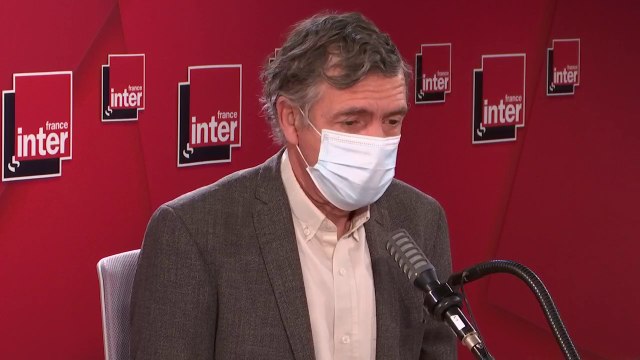 Éric Caumes : L'objectif des 5000 contaminations/jour ne sera pas atteint (...). Le fait que ça stagne s'explique par le fait qu'il y a toujours des contaminations en milieu scolaire, et après, ça se transmet dans les familles.