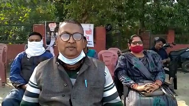 विकलांग पार्टी ने किसान आन्दोलन के समर्थन में दिया धरना