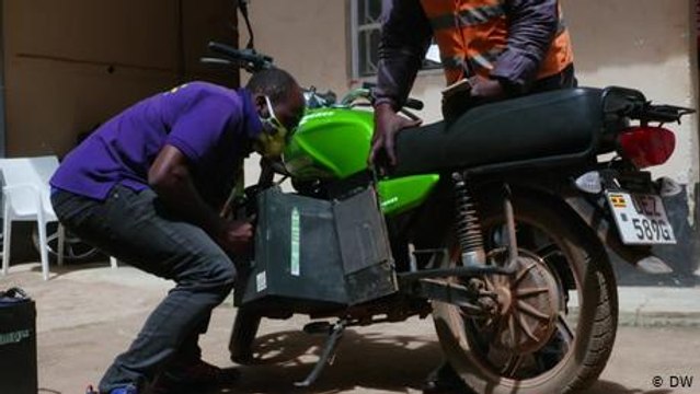 e-Uganda: motos eléctricas en Kampala