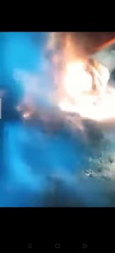 خروج النار من الأرض في مصر يثير الرعب: فيديو يحبس الأنفاس لما حدث