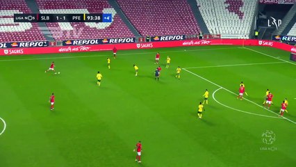 Otamendi festeja a vitória do fc porto