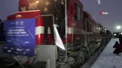Türkiye'den Çin'e giden ilk ihracat treni sınır kenti Kars’a vardı