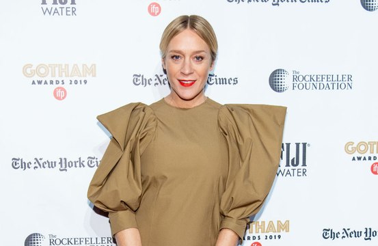 'Eu adorava e odiava ser uma adolescente', confessa Chloe Sevigny