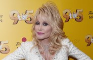 Dolly Parton verlässt ihr Haus nie ohne Make-up und Haarstyling