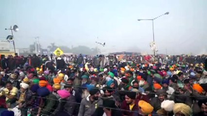 Agricultores indianos protestam