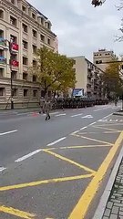 Türk Askeri Bakü sokaklarını inletti
