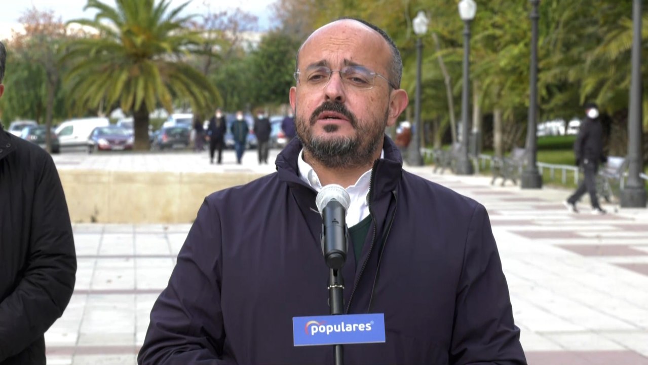 Fernández (PP): "JxCat hace tiempo que tiene relaciones con partidos de extrema derecha"