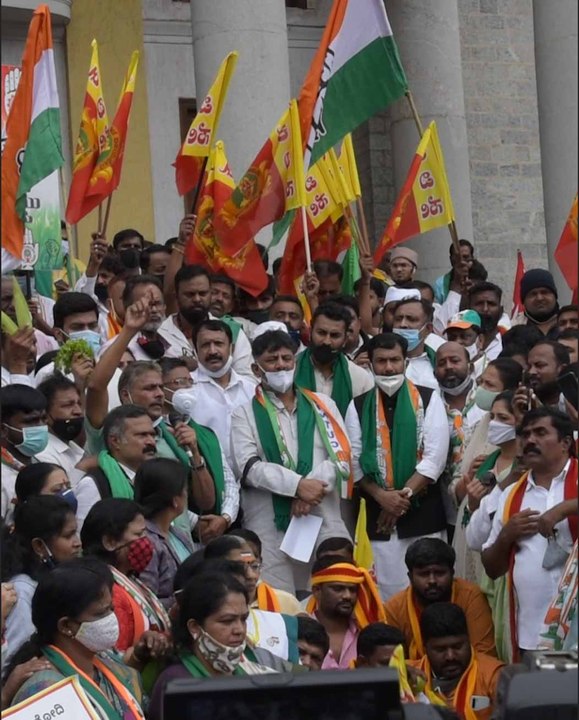 Protests in Bengaluru supporting the Bharat Bandh called by farmers
