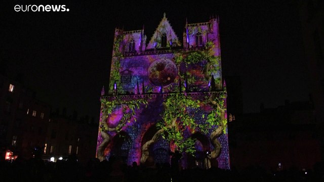 Pas de fête des lumières à Lyon, mais les bougies aux fenêtres malgré tout