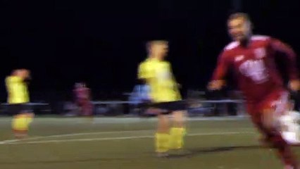 Da 1:2 für Sparta Göttingen beim Bovender SV durch Grzegorz Podolczak