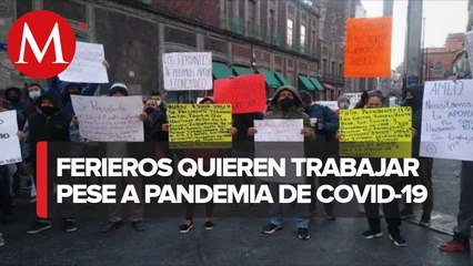 En Palacio Nacional, ferieros de CdMx exigen trabajar en temporada decembrina