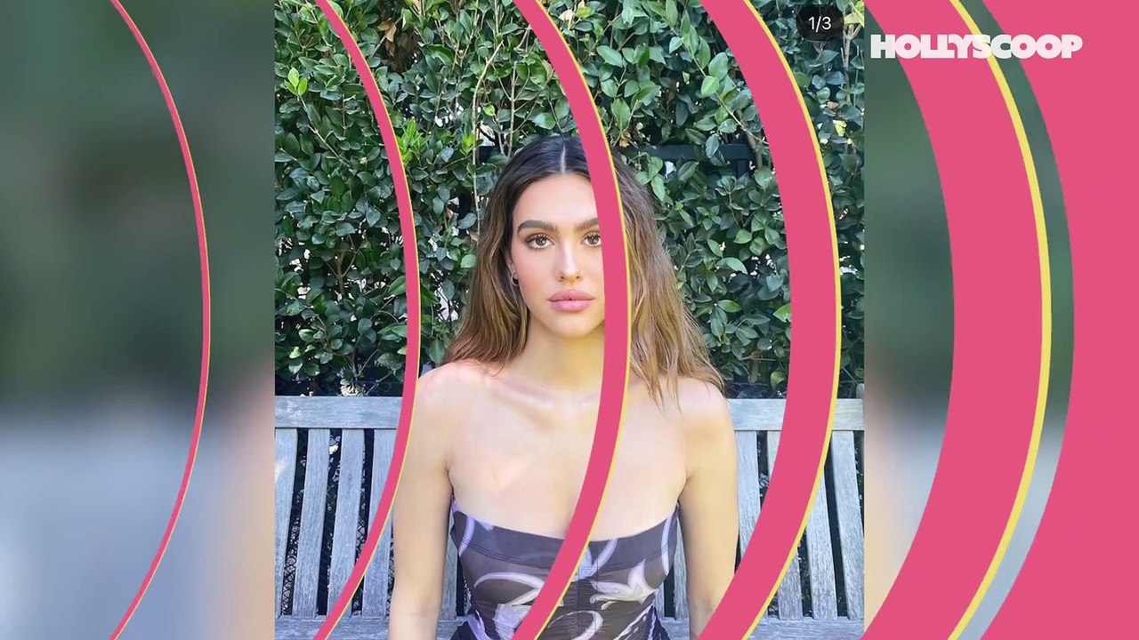 Scott Disick & Amelia Hamlin Show Off MORE PDA As She stuns With New Photos