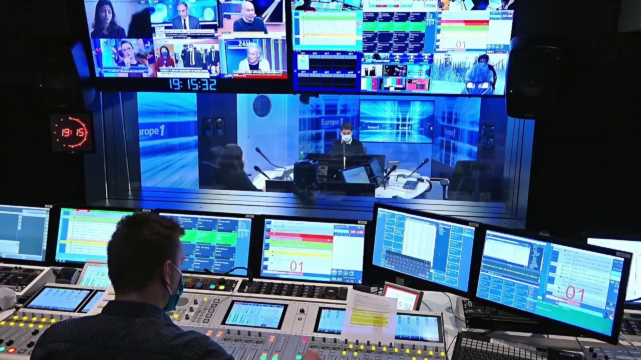 Anne Rosencher : "La place d’une crèche de Noël est à l’intérieur des églises et des foyers"