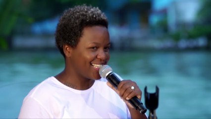 Priscila Tossan - Disfarça E Chora