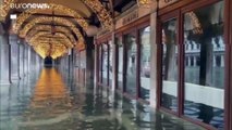 Il Mose resta spento: Venezia invasa dall'acqua alta