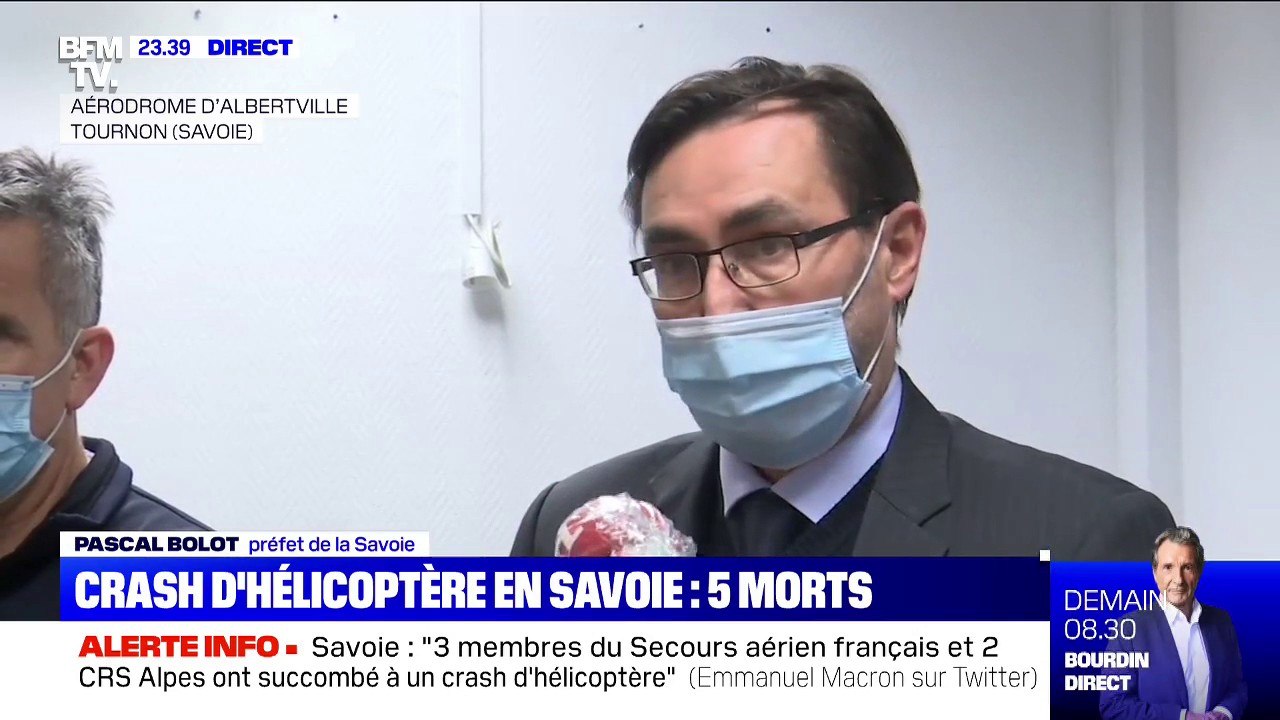 Crash d'hélicoptère en Savoie: "Cinq personnes décédées", le pilote "en urgence absolue", selon le préfet